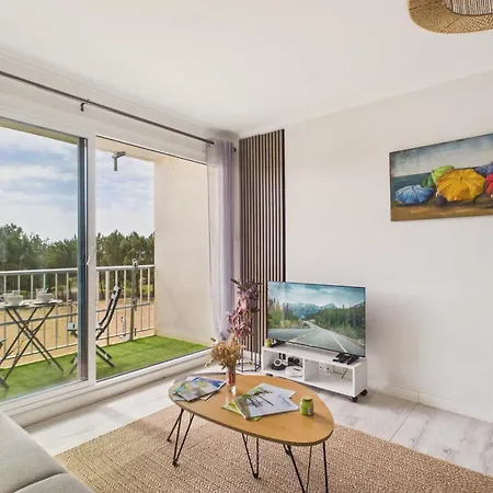Apartmán Pour 3, 100m De La *